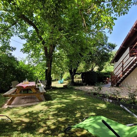 Conches-en-Ouche Les Riflets Bed & Breakfast エクステリア 写真